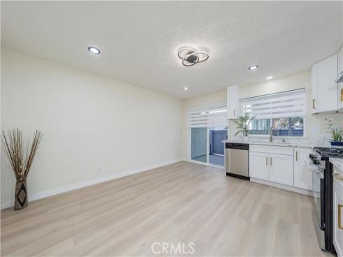 1250 S Brookhurst 1109 , Anaheim, CA