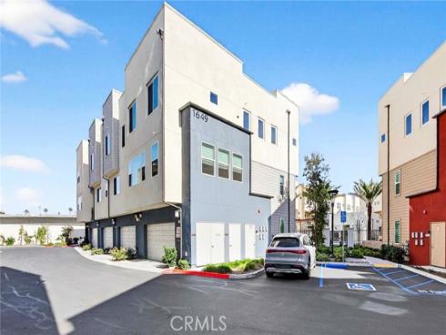 1649 W Lincoln  101 , Anaheim, CA