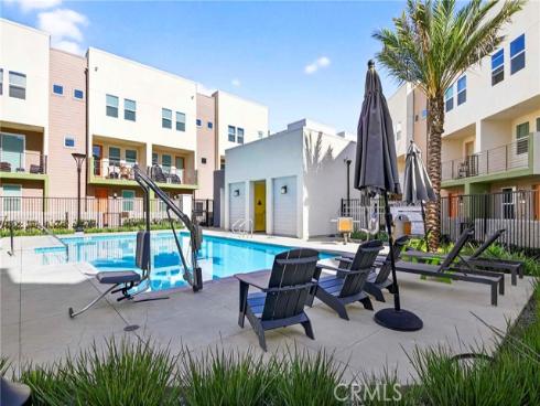 1649 W Lincoln  101 , Anaheim, CA