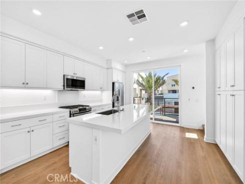 1649 W Lincoln  101 , Anaheim, CA