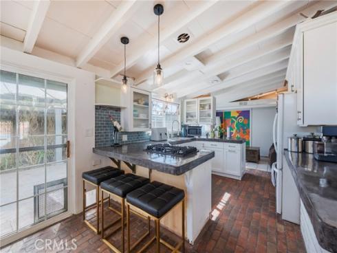 2134 W Romneya  , Anaheim, CA