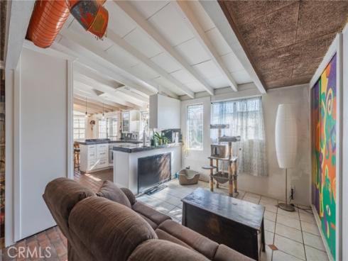 2134 W Romneya  , Anaheim, CA