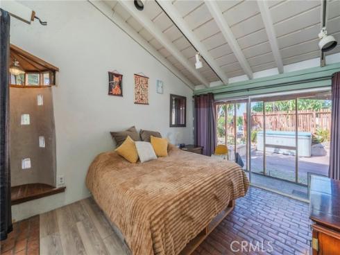 2134 W Romneya  , Anaheim, CA