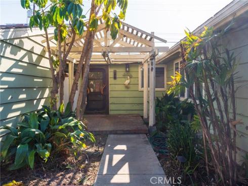 2134 W Romneya  , Anaheim, CA