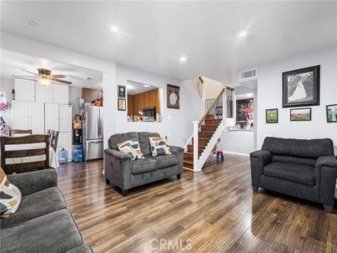 1381 S Walnut  2105 , Anaheim, CA