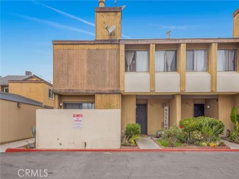 1381 S Walnut  2105 , Anaheim, CA