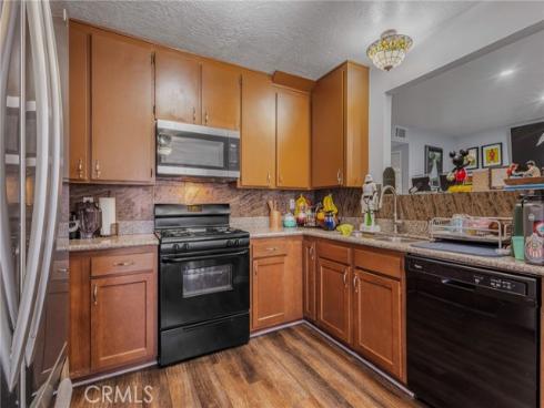 1381 S Walnut  2105 , Anaheim, CA