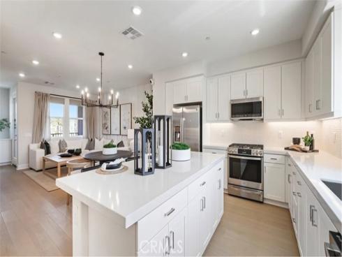 1750 E. Park Street 19