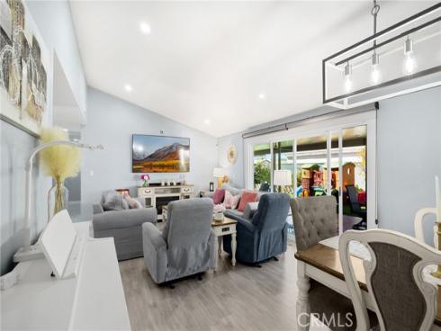 703 N Roanne  , Anaheim, CA