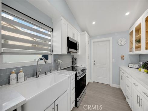 703 N Roanne  , Anaheim, CA