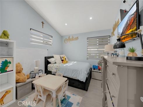 703 N Roanne  , Anaheim, CA