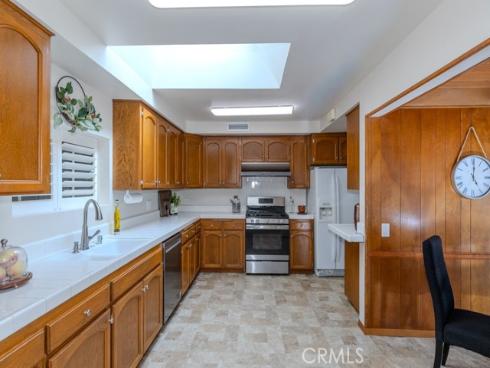 2834 W Keys Lane, Anaheim, CA