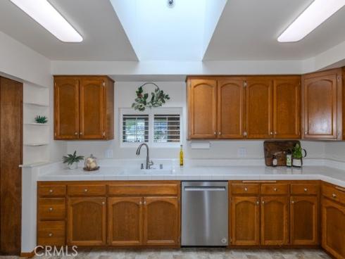 2834 W Keys Lane, Anaheim, CA