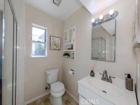 2834 W Keys Lane, Anaheim, CA