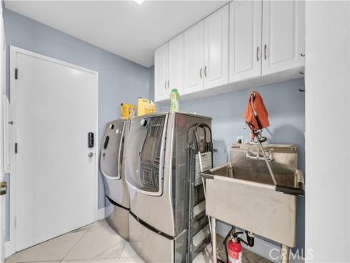 1417 W James  , Anaheim, CA