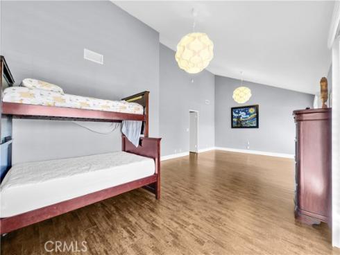 1417 W James  , Anaheim, CA