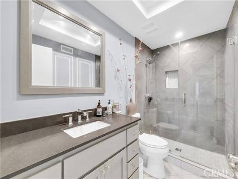 1417 W James  , Anaheim, CA