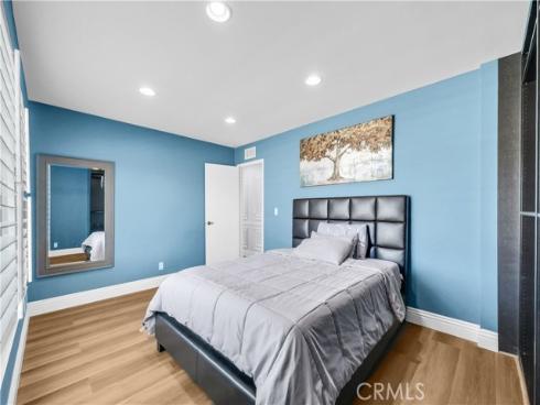 1417 W James  , Anaheim, CA