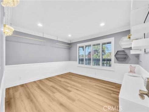 1417 W James  , Anaheim, CA