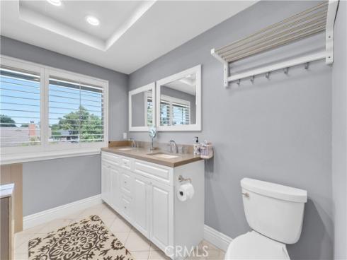 1417 W James  , Anaheim, CA