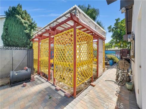 1417 W James  , Anaheim, CA