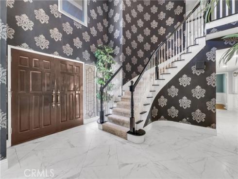 1417 W James  , Anaheim, CA