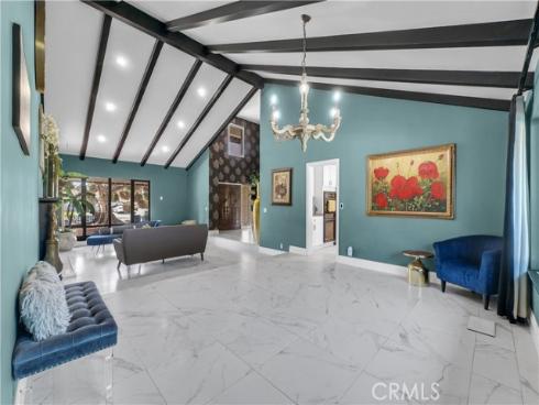 1417 W James  , Anaheim, CA