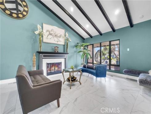 1417 W James  , Anaheim, CA