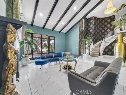 1417 W James  , Anaheim, CA