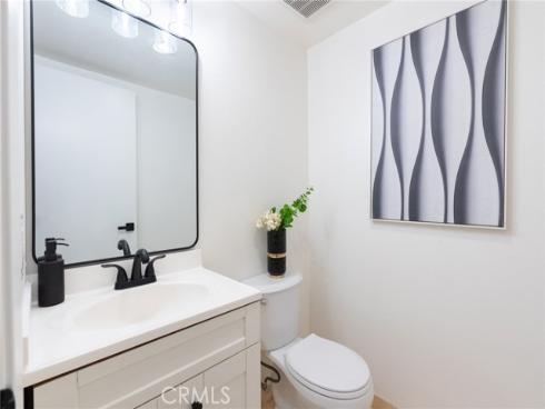 1024 W Lamark   Lane, Anaheim, CA