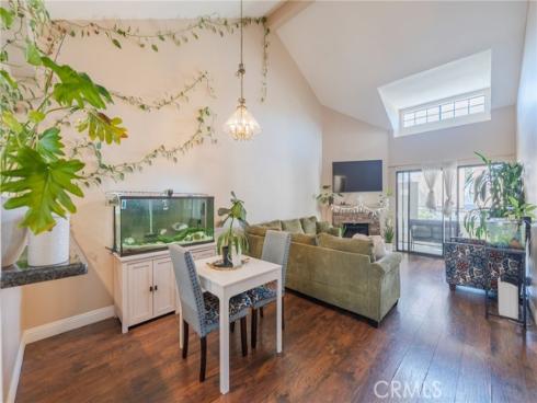 1875 W Falmouth 58 , Anaheim, CA