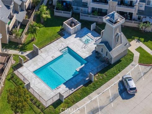 1875 W Falmouth  58 , Anaheim, CA