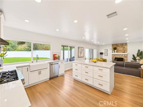 1070 S Road Runner  , Anaheim, CA