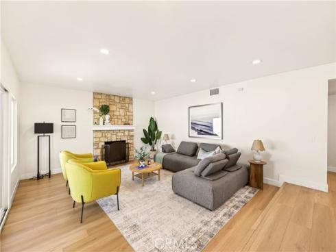 1070 S Road Runner  , Anaheim, CA