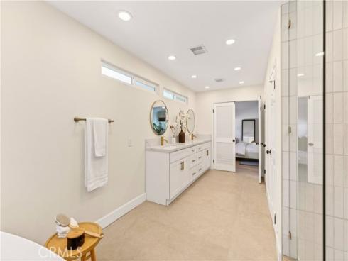 1070 S Road Runner  , Anaheim, CA