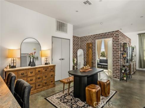 435 W Center Street Promenade  323 , Anaheim, CA