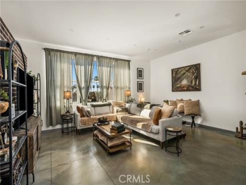 435 W Center Street Promenade  323 , Anaheim, CA