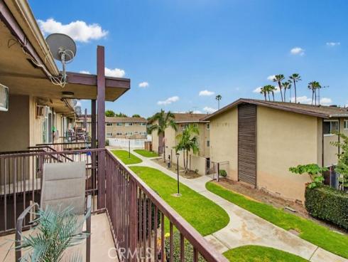 1860 W Glenoaks  L , Anaheim, CA