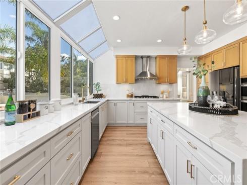 910 S Barton   Court, Anaheim, CA