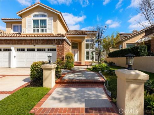 910 S Barton   Court, Anaheim, CA