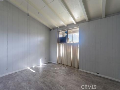 9682  Hillview  , Anaheim, CA