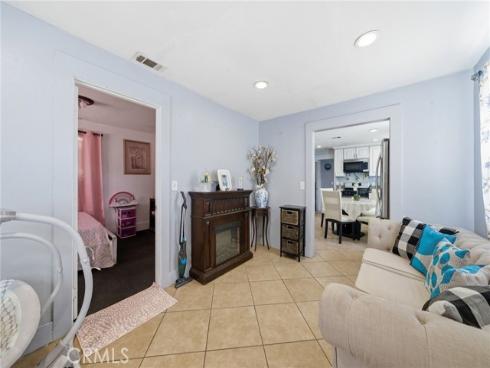 117 E Sycamore  , Anaheim, CA