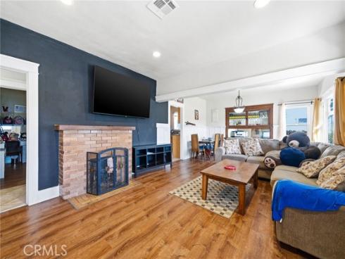 117 E Sycamore  , Anaheim, CA