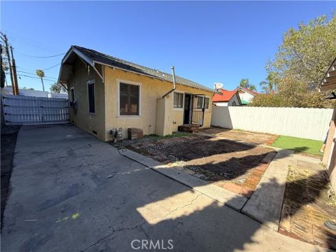 318 N Claudina  , Anaheim, CA