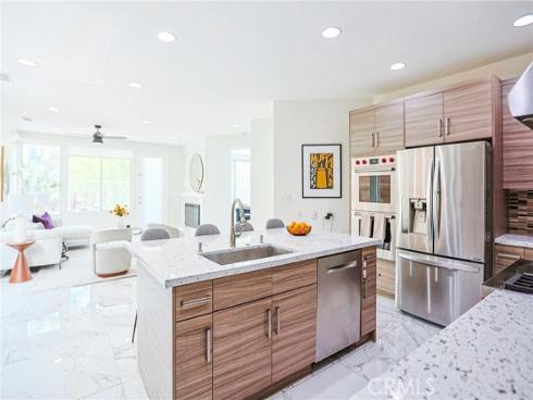 8755 E Garden View , Anaheim, CA