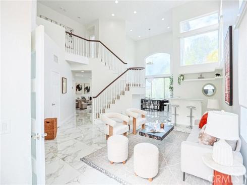 8755 E Garden View , Anaheim, CA