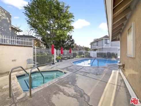 282 S Seneca  CI49  Circle, Anaheim, CA