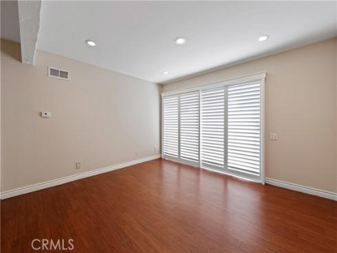 1381 S Walnut Street 2008