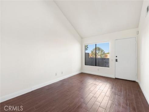 1955 W Clipper  , Anaheim, CA