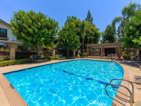 1955 W Clipper  , Anaheim, CA